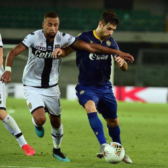 澳客地址-帕尔马客场大胜,出人意料的表现(帕尔马客场球衣)