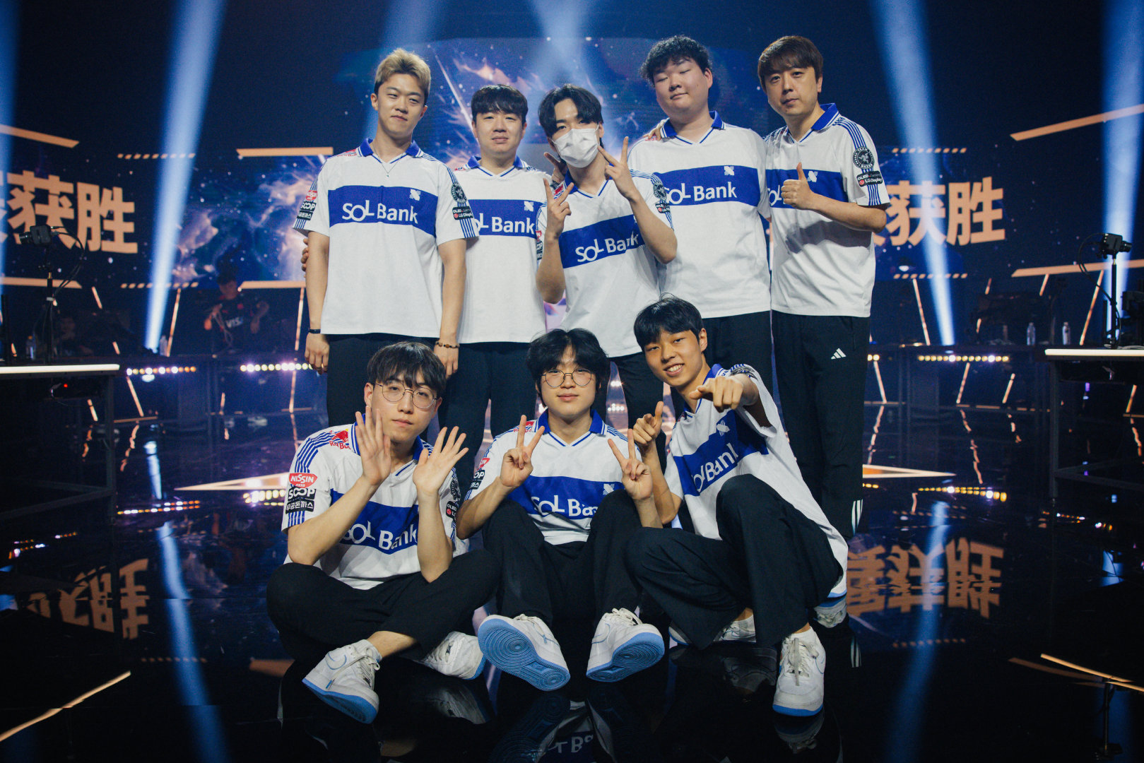 澳客馆-关于无畏挑战!欧预赛新冠军夺冠,赛场传奇的信息