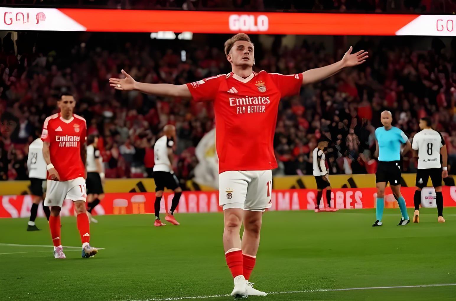 澳客地址-葡萄牙之光:波尔图成功晋级精英联赛的简单介绍