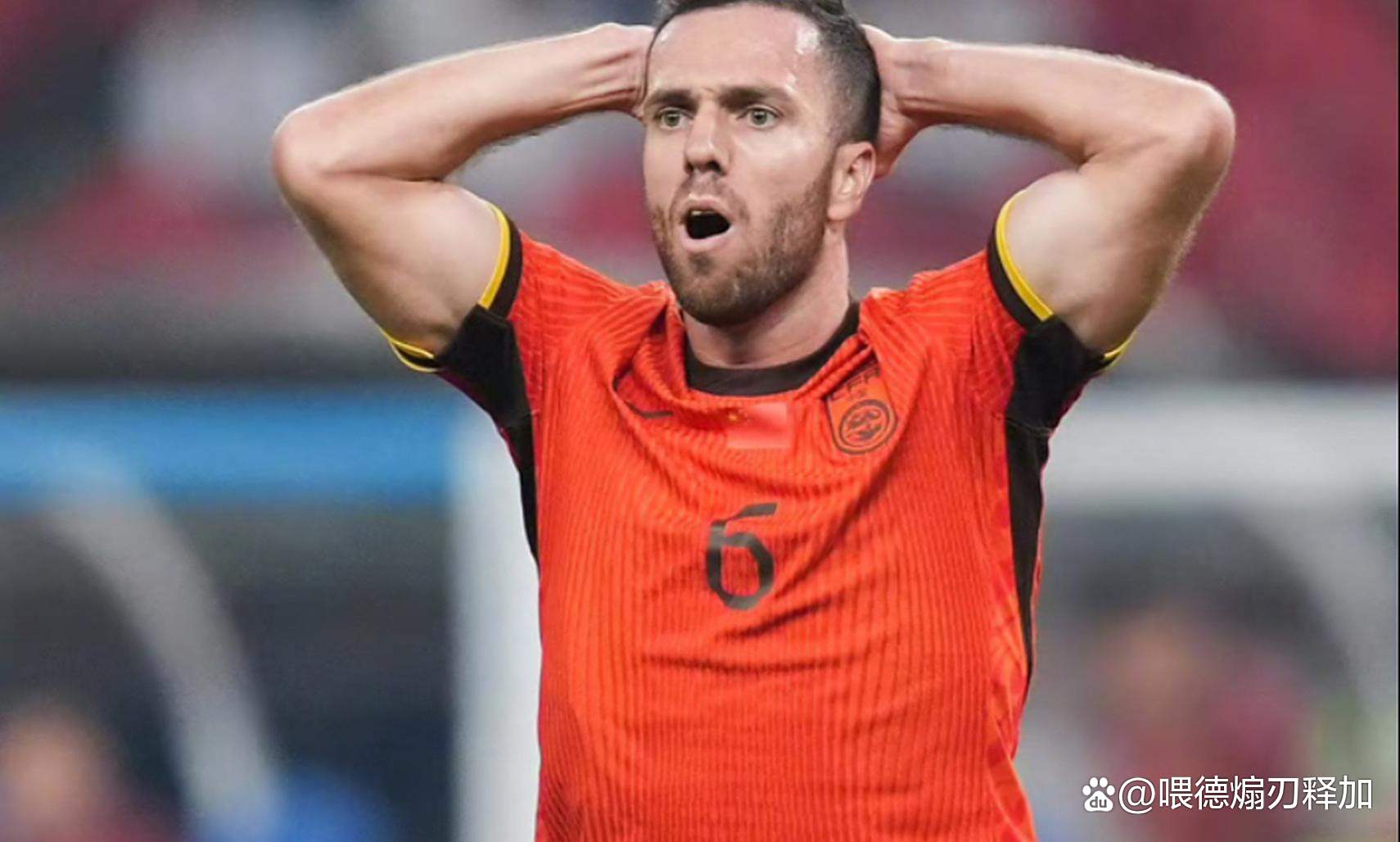 澳客电竞-比赛中惊险动作频频出现,球迷情绪澎湃的简单介绍