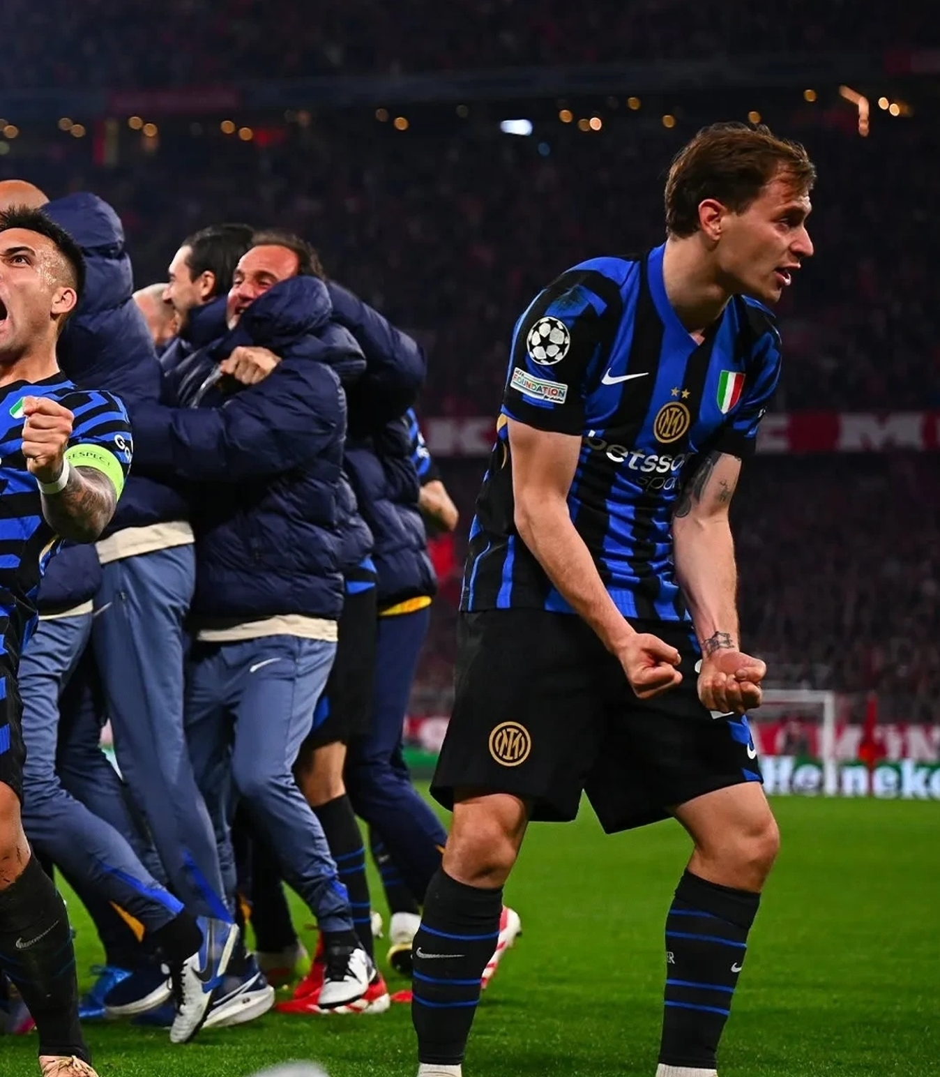 澳客链接-拜仁慕尼黑后防连失两球,主帅震怒指责球员