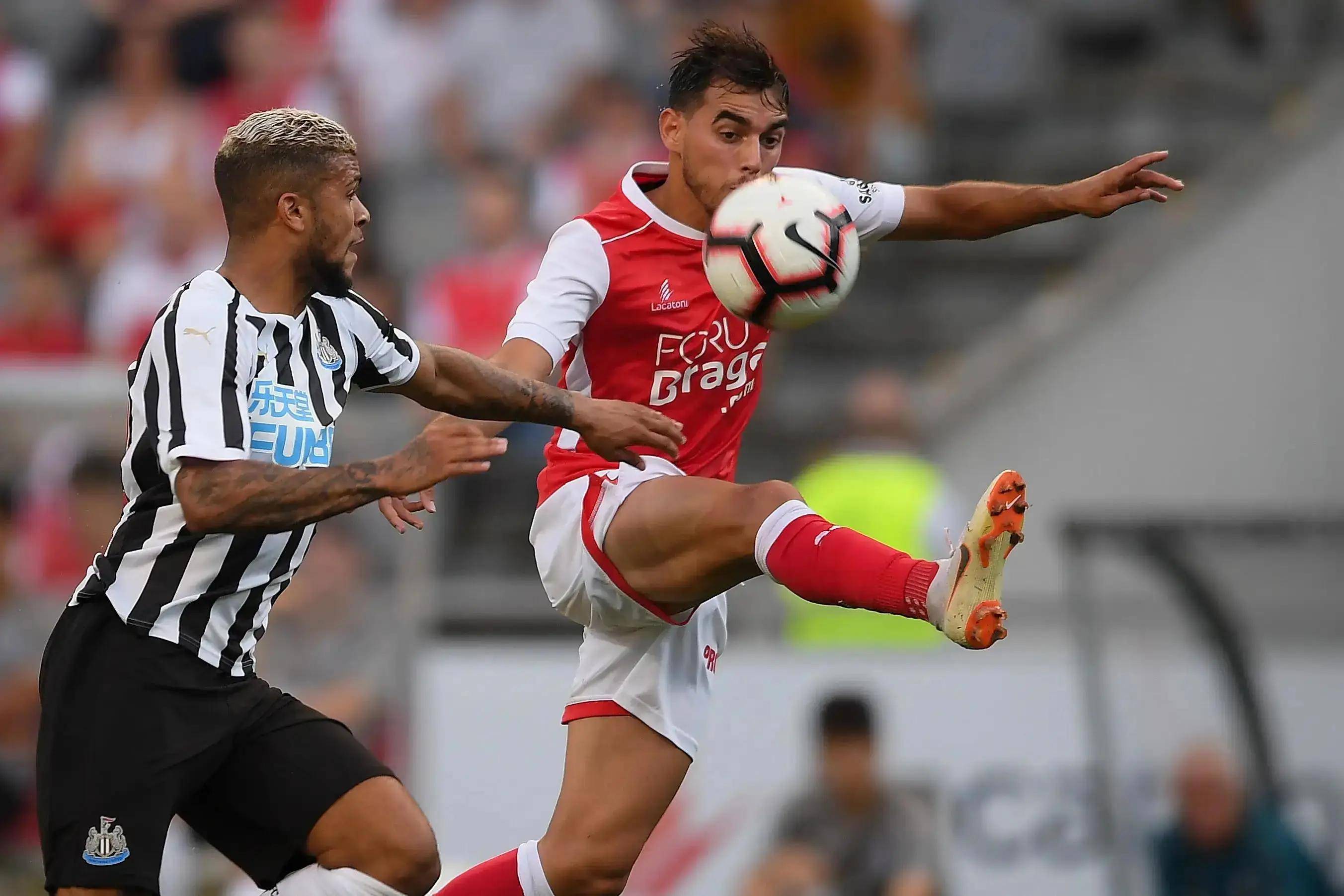 澳客网站-莱比锡红牛绝杀,逆转战胜对手