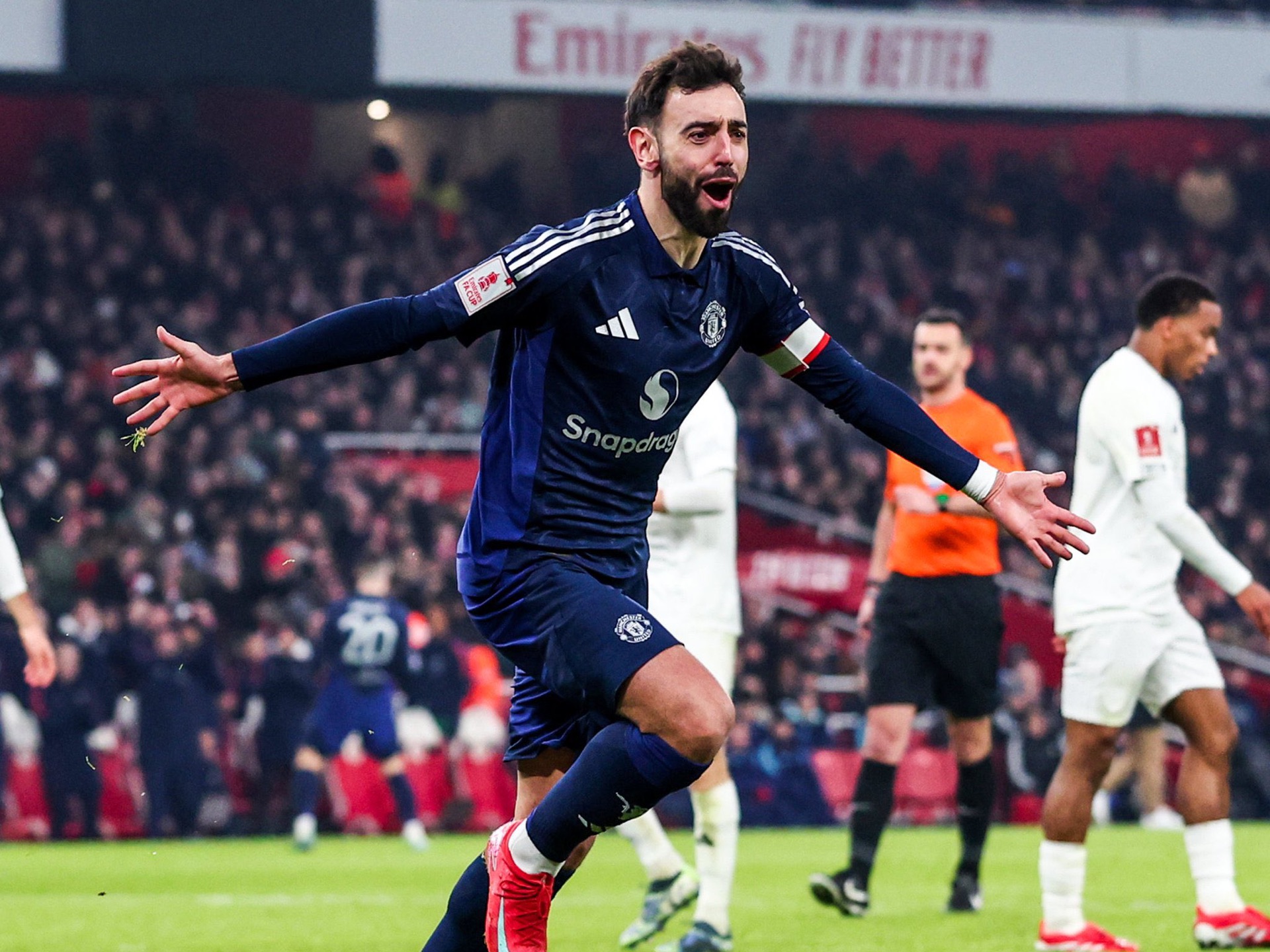 澳客网页版登录入口-关于阿森纳客场逆袭曼城,惊险绝杀取得宝贵的三分的信息