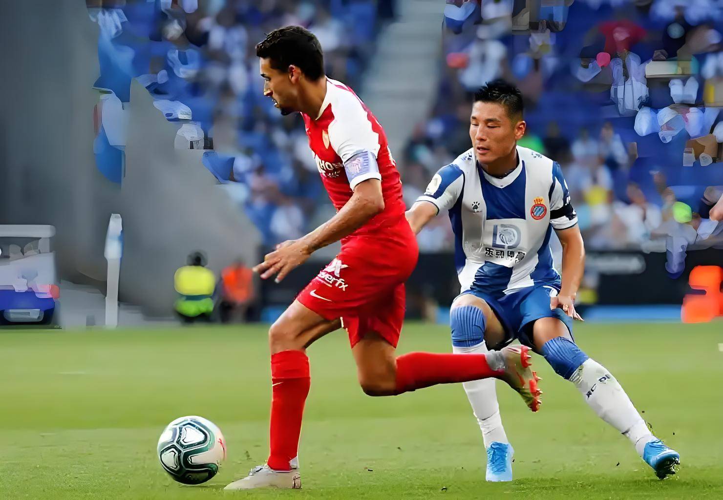 澳客平台-巴伦西亚年轻后卫受益经验,表现稳步提升的简单介绍