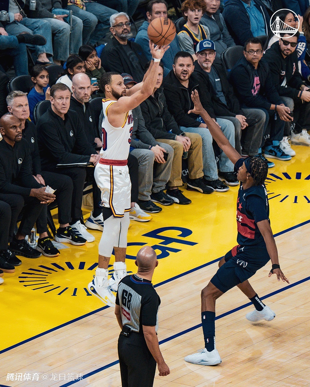 澳客网址-勇士主场战胜国王,保持不败