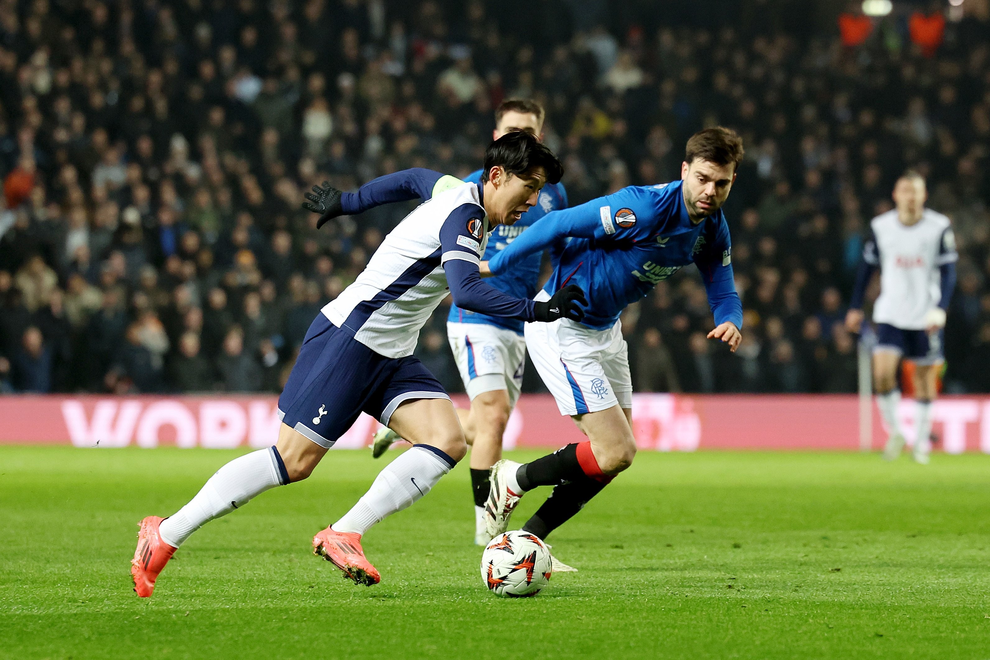 澳客官网app-热刺队与曼城队火拼,胜负难分的简单介绍